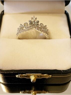 Silver Tiara Crown Ring - White Crystal Accent